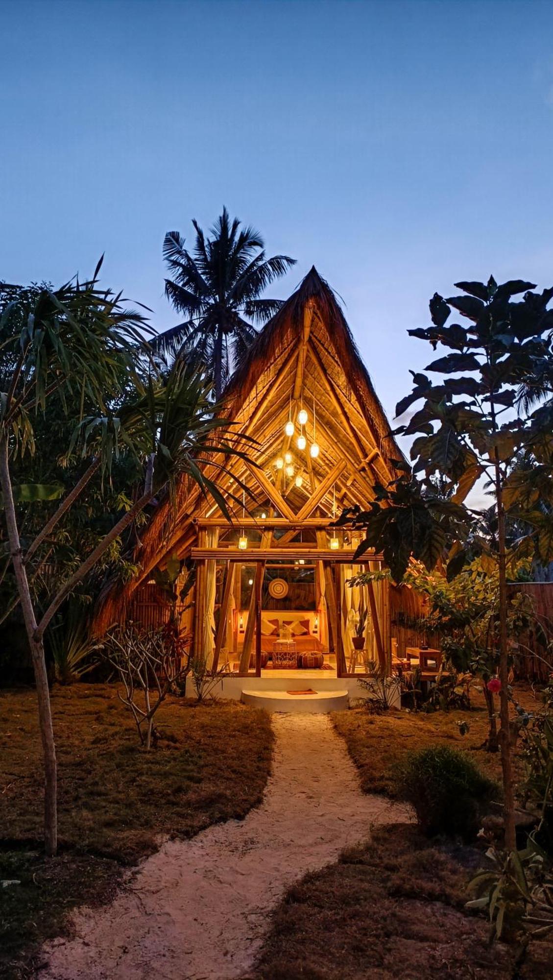 The Bamboo Houses - Tropical Garden & Empty Beach Хенераль-Луна Екстер'єр фото